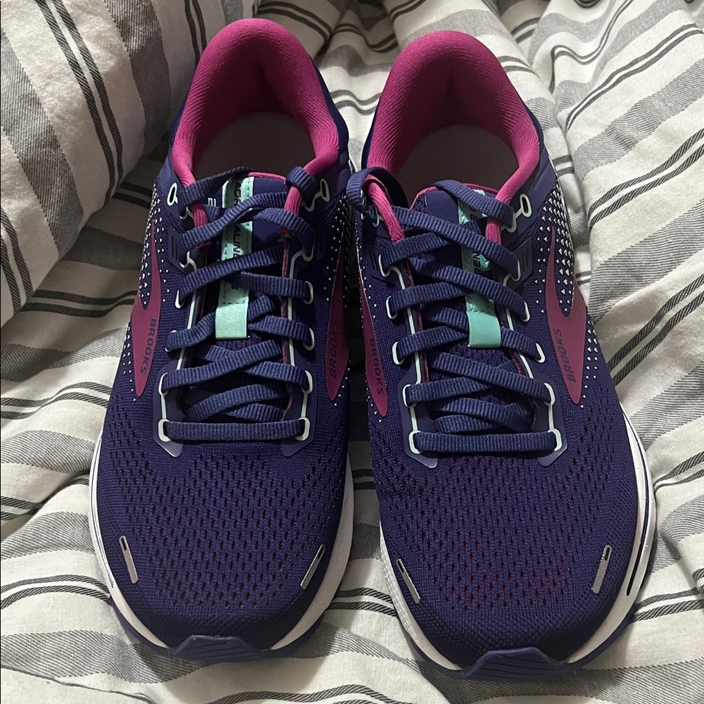 Brooks Women's Purple and Pink Running Shoes
